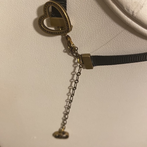 Christian Dior Authentic (Dior A Mour) ribbon brass tone adjustable choker - Picture 6 of 9